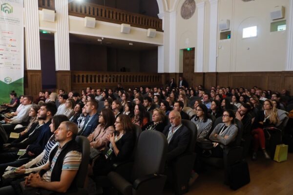 saee2018-12